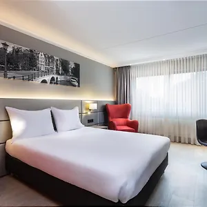 Ramada By Wyndham Amsterdam Airport Schiphol Бадхоеведорп